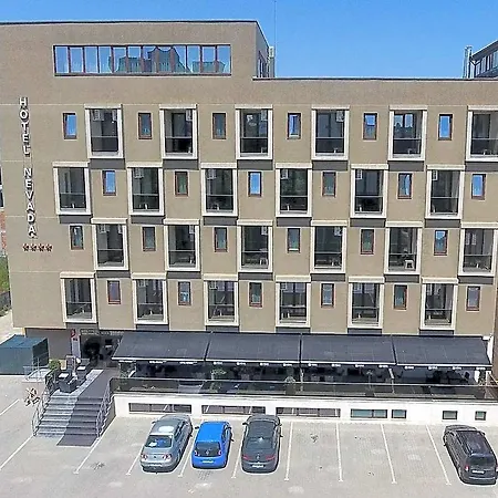 Hotell Nevada 4*